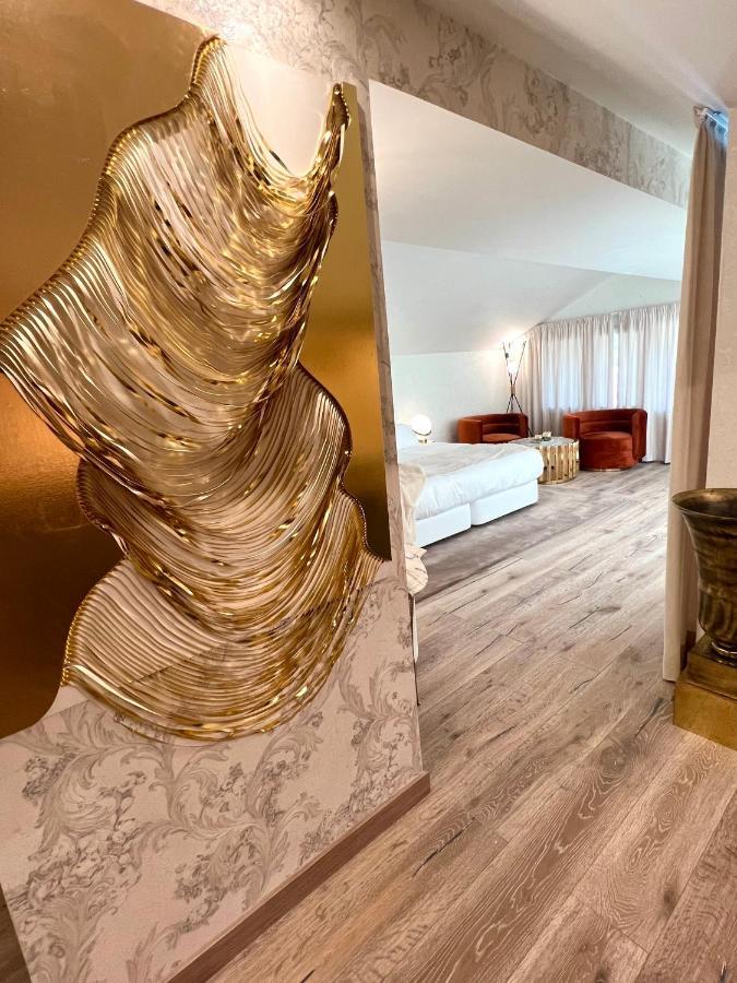 Deluxe Suite,1379261003:JPEG